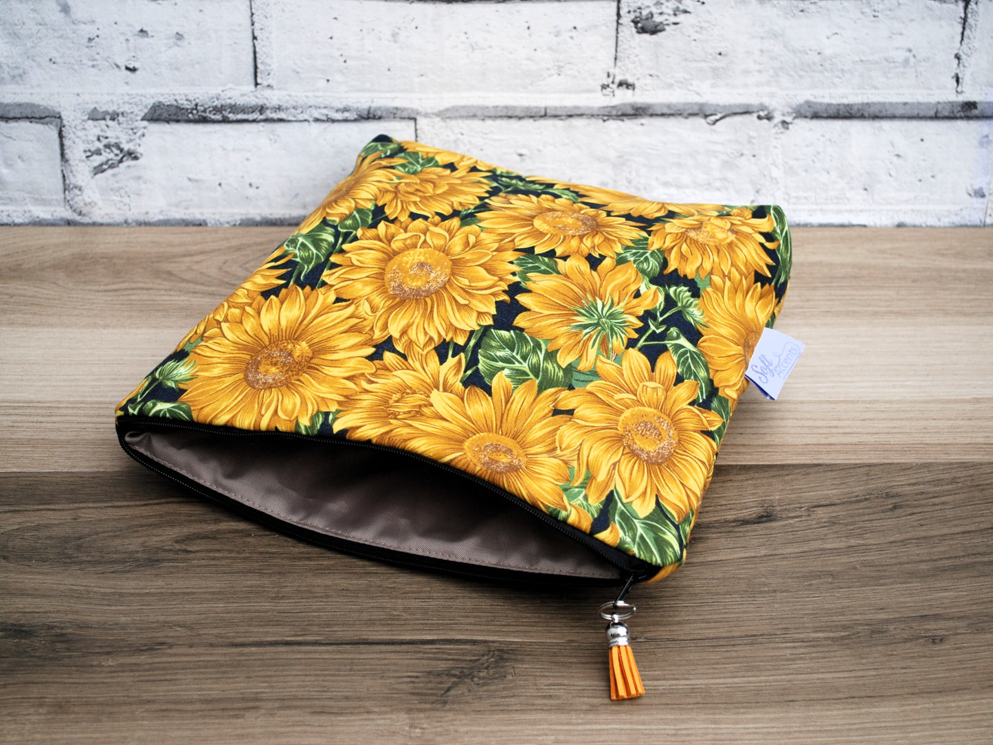 Sunflower Tall Wash Bag