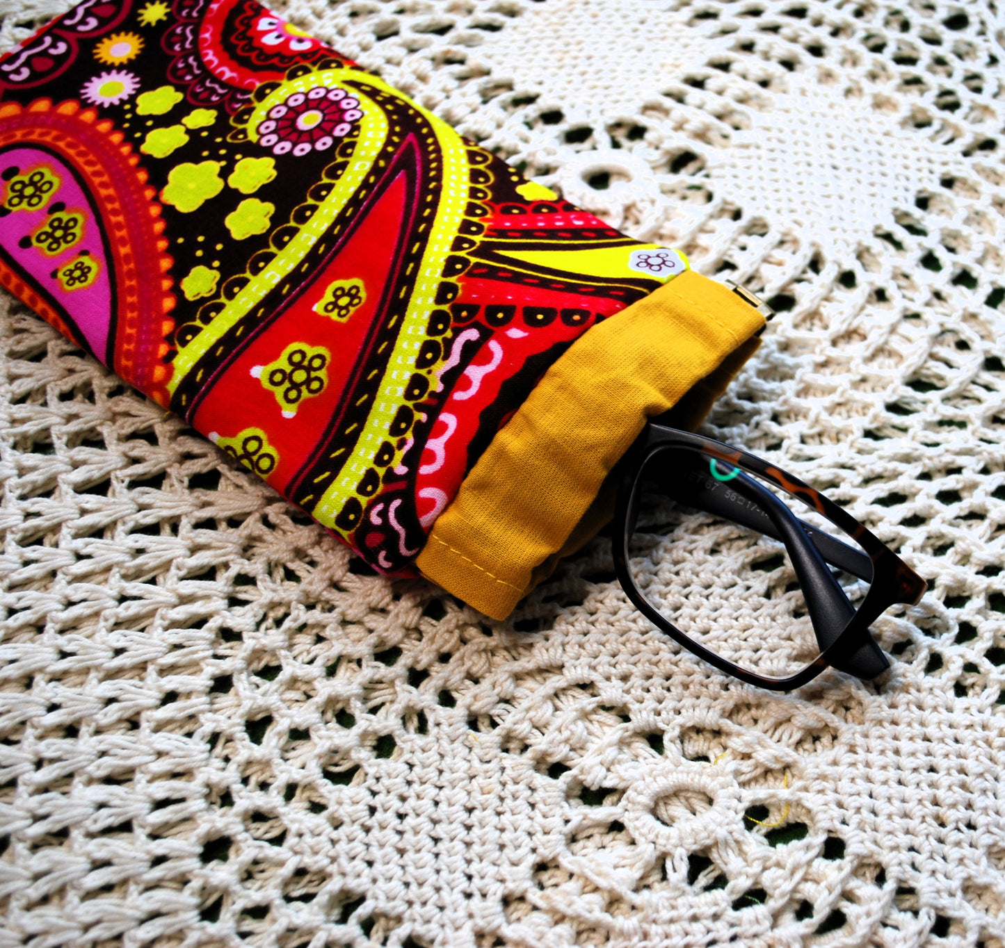Flexi Frame Fabric Glasses Case – Vibrant African Print