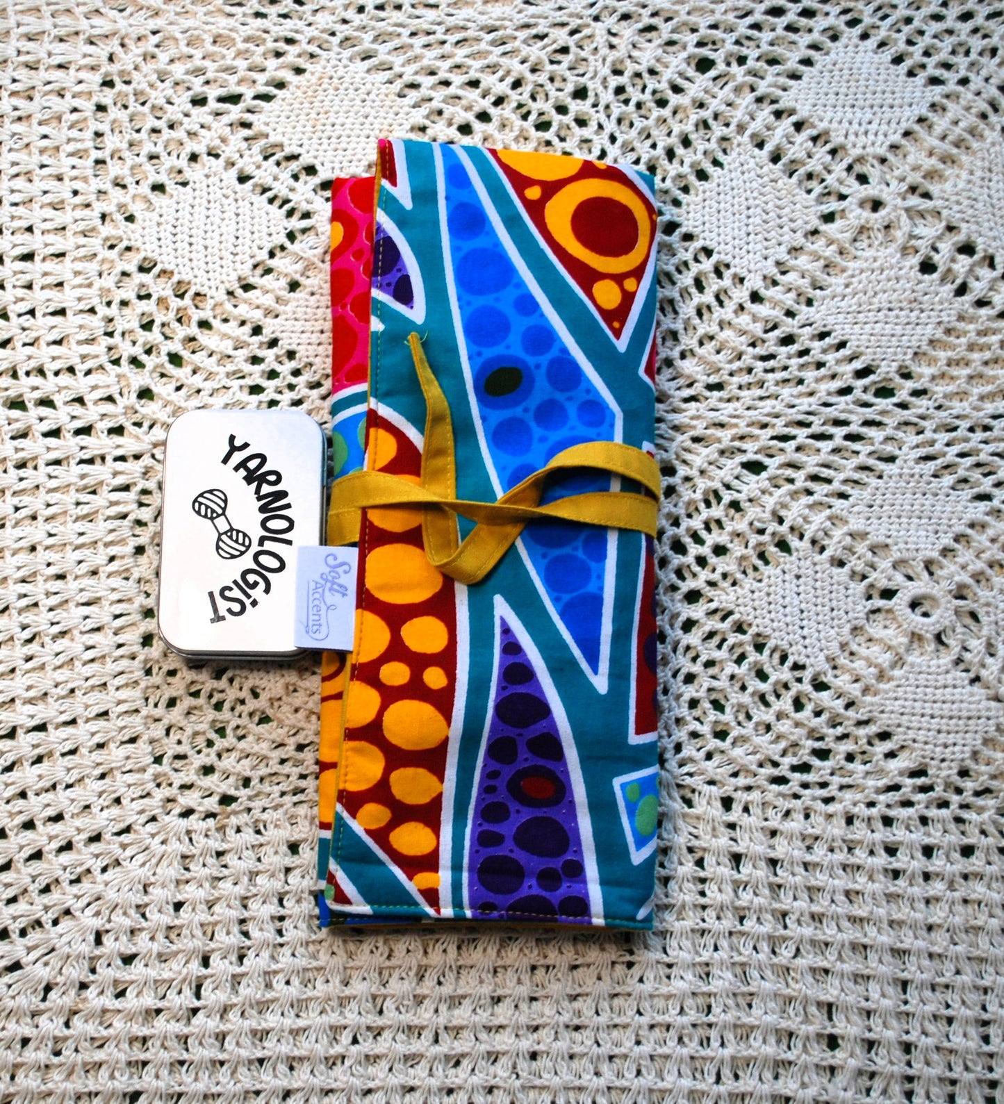 Circular Needle Case with 9 pockets
