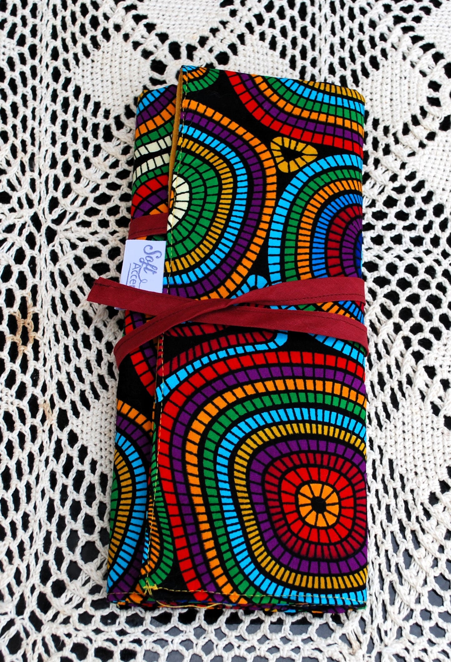 Circular Needle Case with 9 pockets