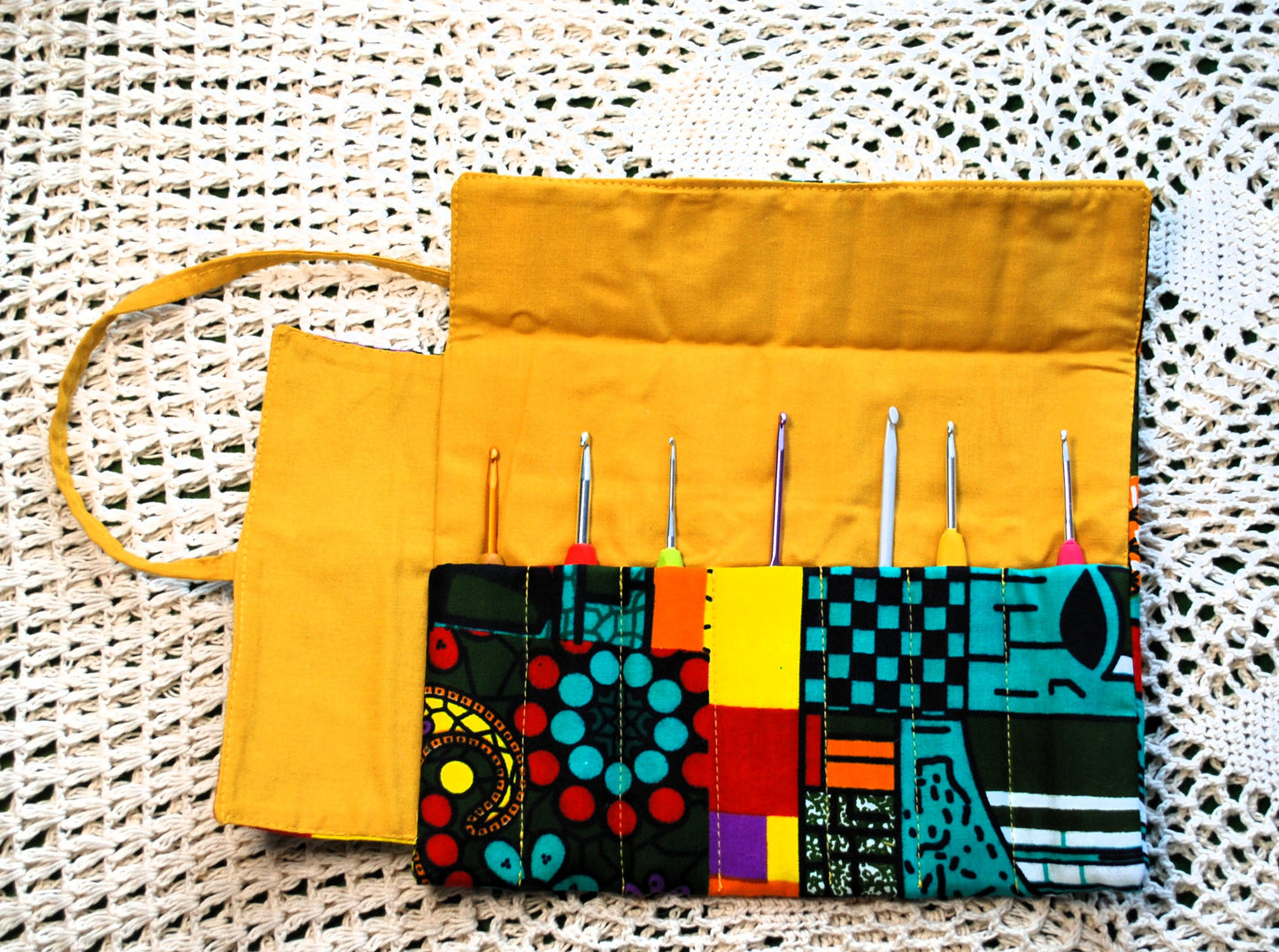 Crochet Hook Roll with notion pouch