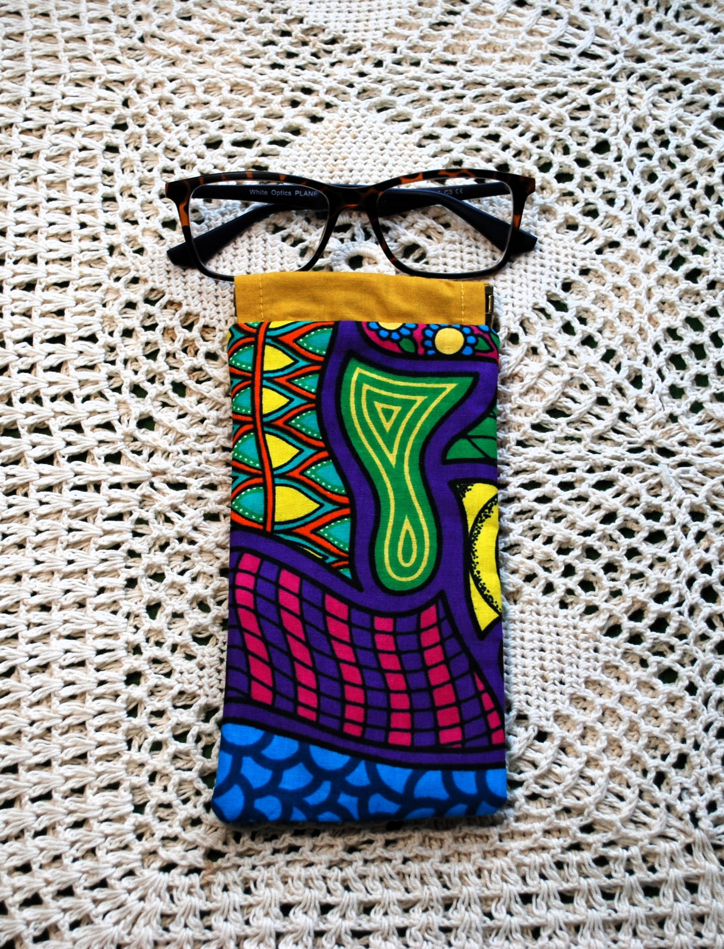 Flexi Frame Fabric Glasses Case – Vibrant African Print