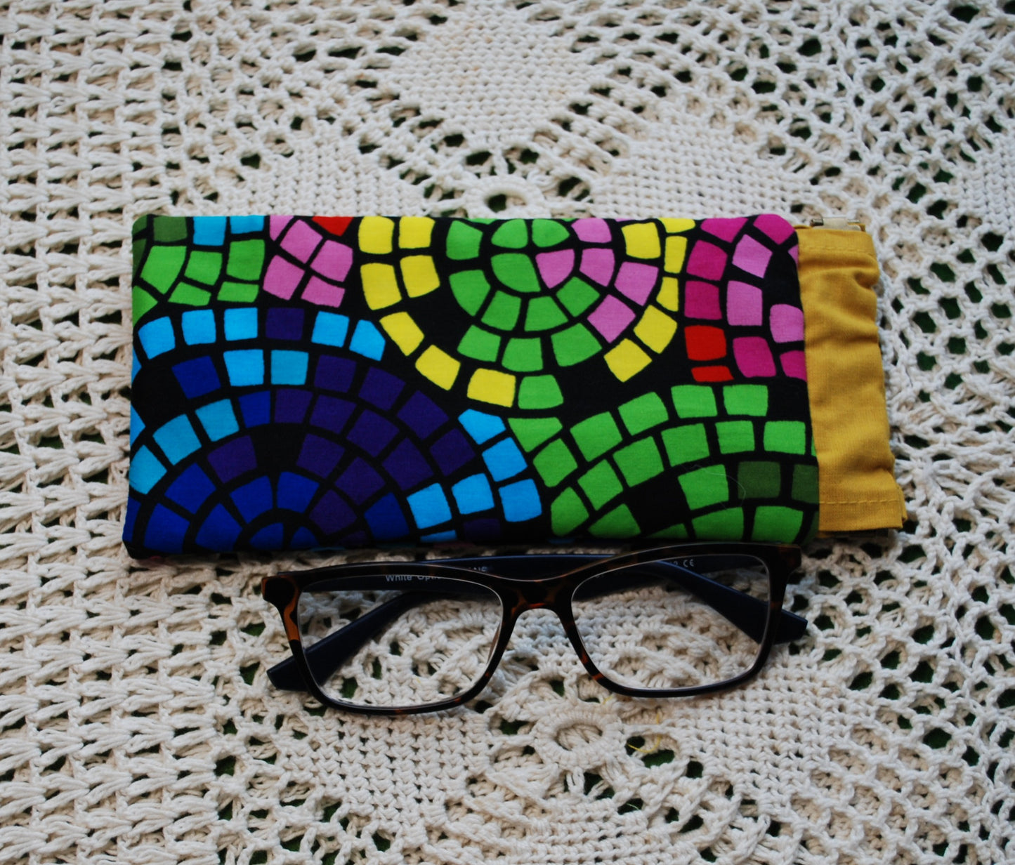 Flexi Frame Fabric Glasses Case – Vibrant African Print