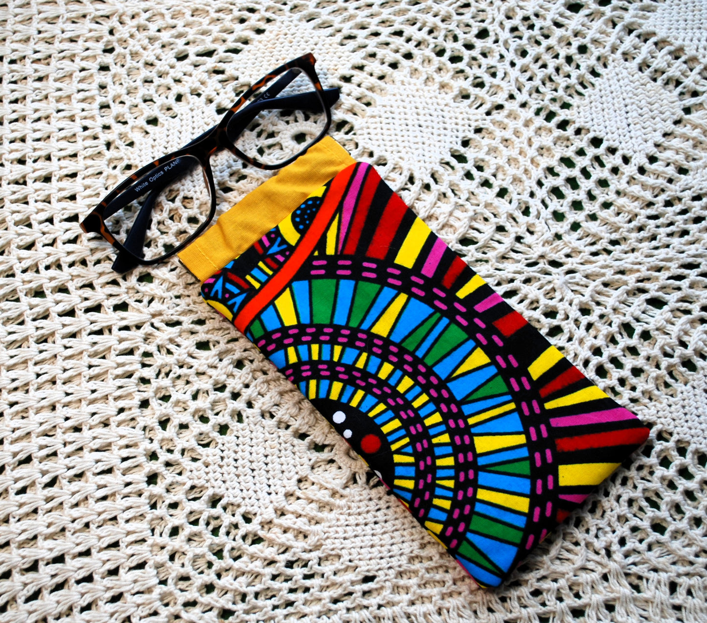 Flexi Frame Fabric Glasses Case – Vibrant African Print
