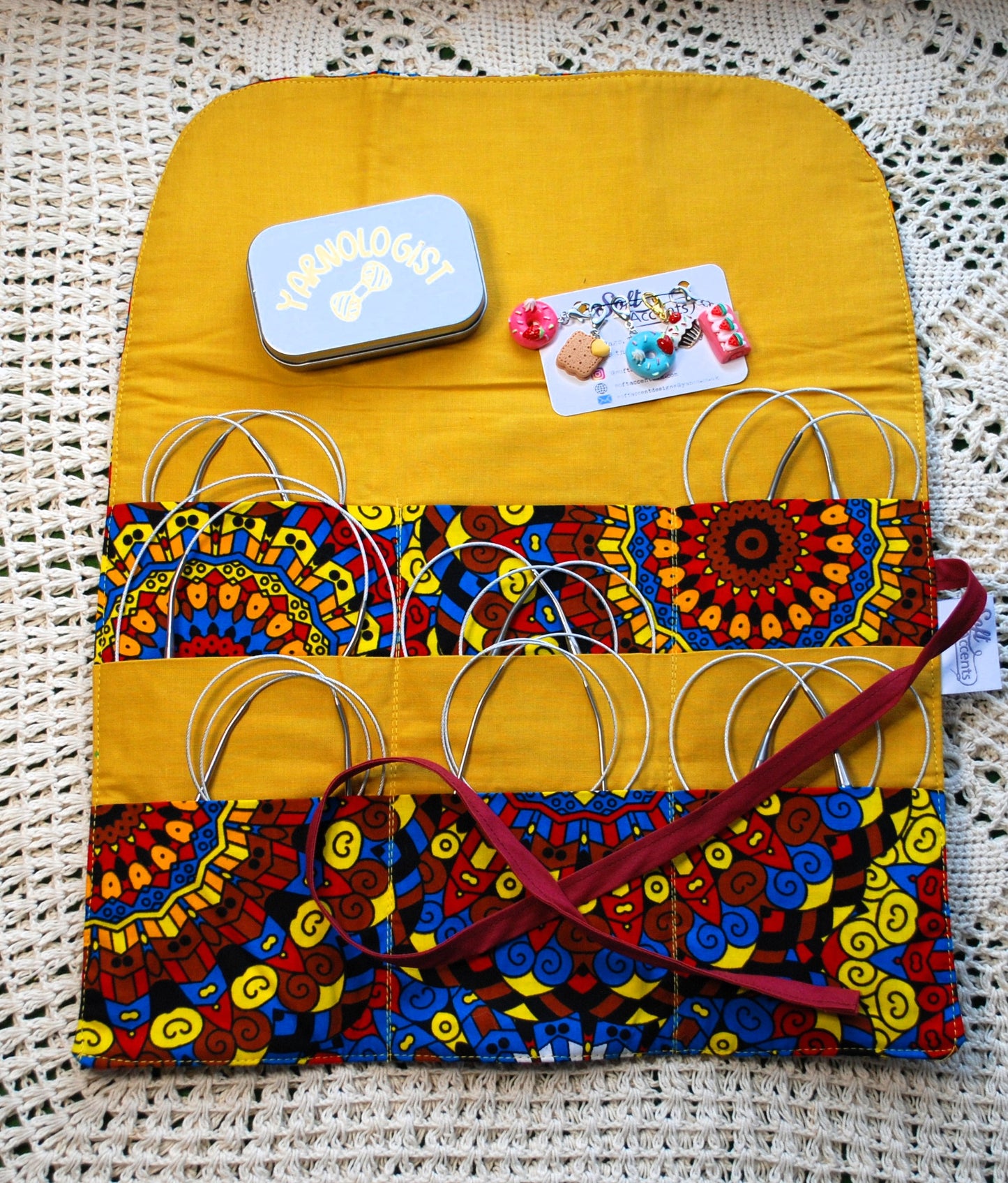 Circular Needle Case with 9 pockets