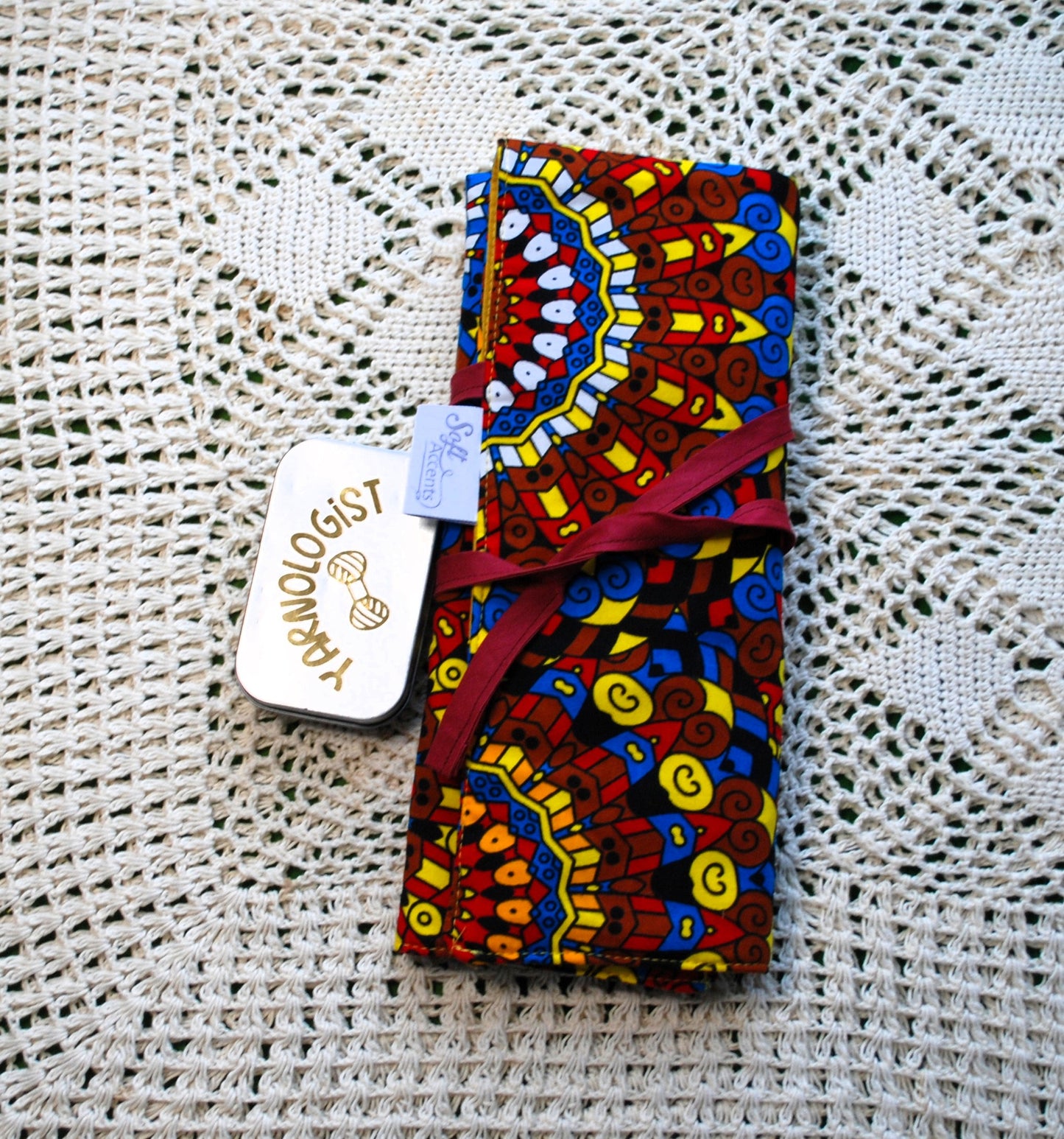 Circular Needle Case with 9 pockets