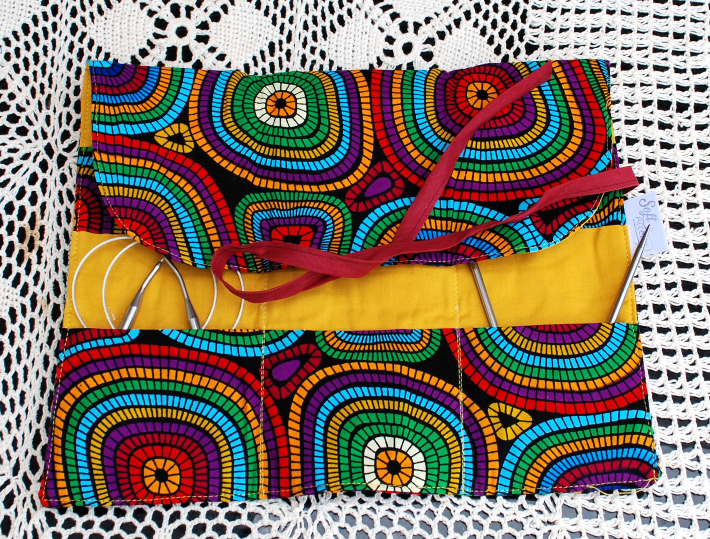 Circular Needle Case with 9 pockets