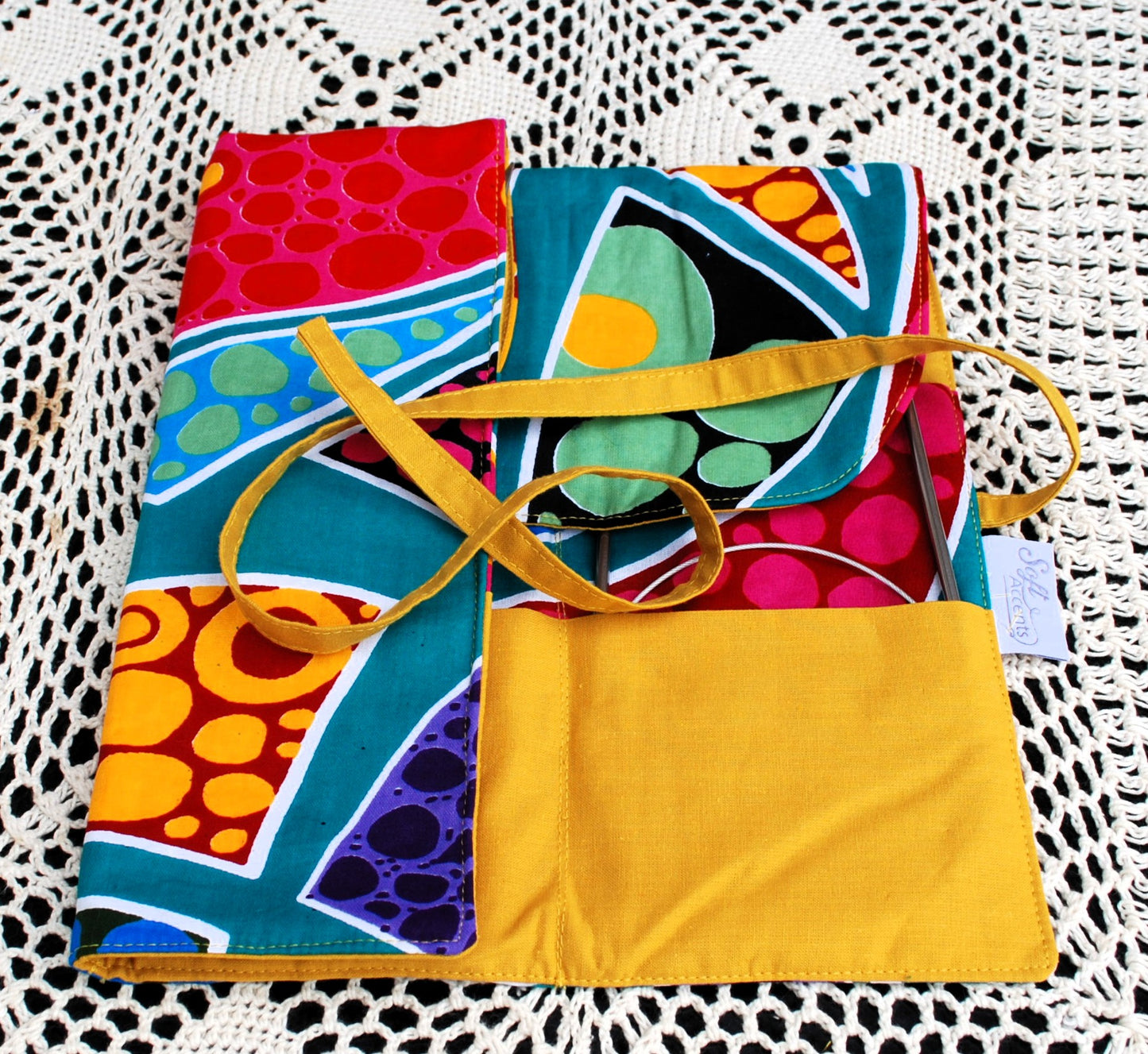 Circular Needle Case with 9 pockets